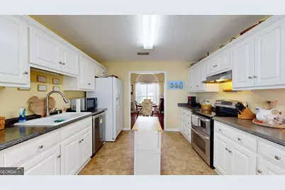 1813 N Leah Lane, Statesboro, GA 30461 - Photo 15