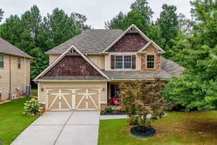 6 Marvin Gdns, Sharpsburg, GA 30277 - Photo 1