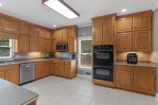 511 Clearwater Dr, McDonough, GA 30252 - Photo 11