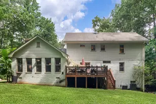 1310 Vineyard Dr SE, Conyers, GA 30013 - Photo 23