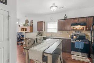 549 Tulip Ln, McDonough, GA 30252 - Photo 7