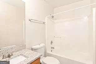 7060 Ravenwood Ln, Lithonia, GA 30038 - Photo 9