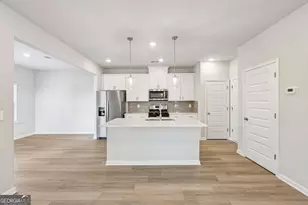 5545 Ernst Ln, Cumming, GA 30041 - Photo 15