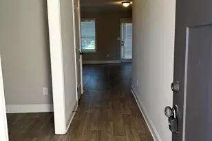 2214 Savannah Dr, Jefferson, GA 30549 - Photo 3