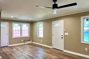 105 Duke St, Winder, GA 30680 - Photo 5