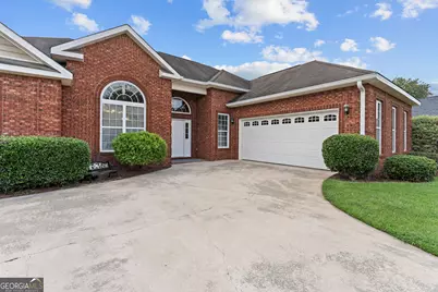 223 Loudon Hill Drive, Warner Robins, GA 31088 - Photo 3