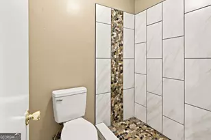 2092 S Sherwood Dr, Valdosta, GA 31602 - Photo 13