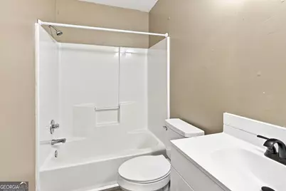 2092 S Sherwood Drive #K-96, Valdosta, GA 31602 - Photo 9