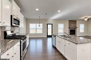 1612 Lapland Dr, Lawrenceville, GA 30045 - Photo 7