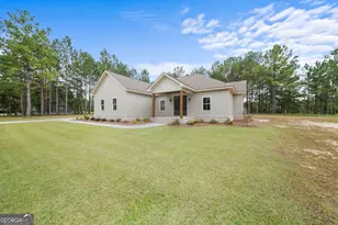 1507 Wildflower Cir, Metter, GA 30439 - Photo 1