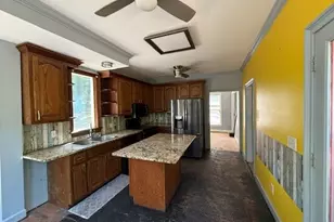 210 Hamilton Dr, Newnan, GA 30263 - Photo 15