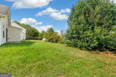 247 Marsh Glen Drive, Jonesboro, GA 30238 - Photo 3
