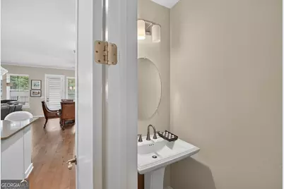 210 Walker Avenue, Roswell, GA 30076 - Photo 13