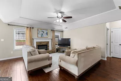 7 Camden Circle, Newnan, GA 30265 - Photo 9