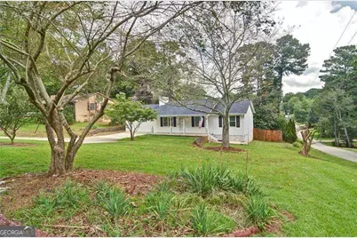 6428 Paradise Point Road, Flowery Branch, GA 30542 - Photo 7