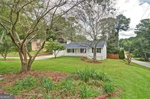 6428 Paradise Point Rd, Flowery Branch, GA 30542 - Photo 7
