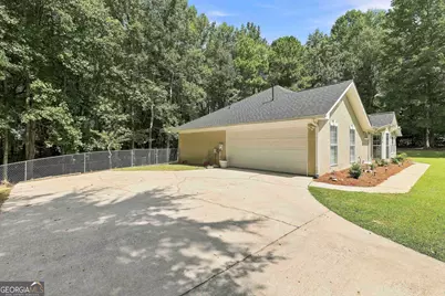 75 Kripple Kreek Drive, Sharpsburg, GA 30277 - Photo 3