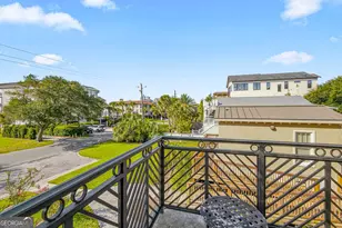1015 Beachview Dr, Saint Simons, GA 31522 - Photo 31