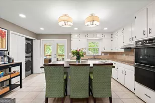 4977 Kings Wood Dr NE, Roswell, GA 30075 - Photo 9