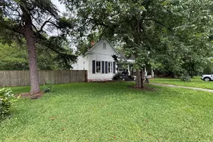 121 S Bailey Ave, Leslie, GA 31764 - Photo 3