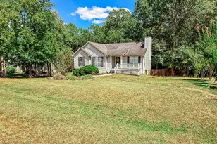 97 Spring Cir, Senoia, GA 30276 - Photo 3