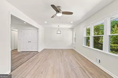 126 Meadow Park Lane SW, Atlanta, GA 30315 - Photo 5