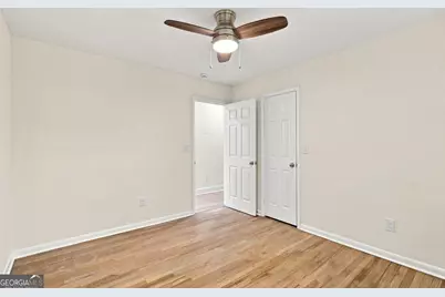 126 Meadow Park Lane SW, Atlanta, GA 30315 - Photo 17