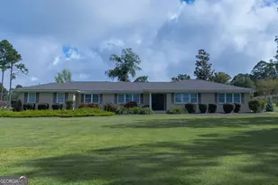 300 Lewis Dr, Vidalia, GA 30474 - Photo 1