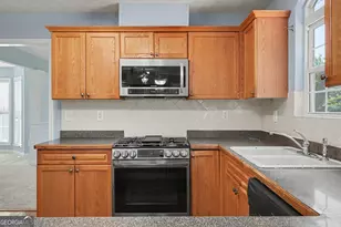 339 Meadow Farm Ln, Lawrenceville, GA 30045 - Photo 11
