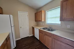 407 S Ashley St, Kingsland, GA 31548 - Photo 9