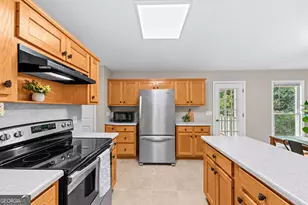 4062 Crabapple Dr, Gainesville, GA 30507 - Photo 15