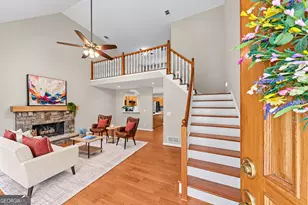 4062 Crabapple Dr, Gainesville, GA 30507 - Photo 5
