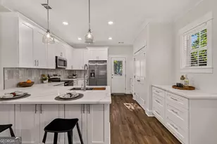 1601 Grove St, Savannah, GA 31401 - Photo 17