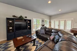 669 Shorewood Cir, Toccoa, GA 30577 - Photo 25