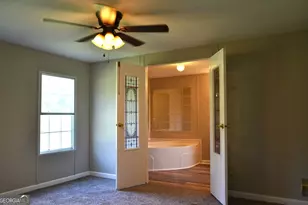 1805 Jordan Rd, Byron, GA 31008 - Photo 5