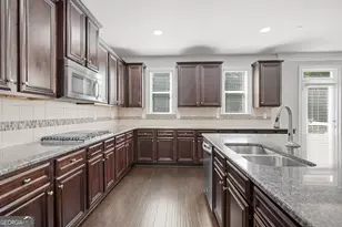 4415 Mossbrook Cir, Alpharetta, GA 30004 - Photo 15