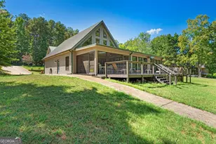 241 Grizzly Bear Ln, Hartwell, GA 30643 - Photo 1