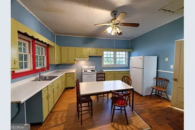 160 Jarvis Street, Canton, GA 30114 - Photo 5