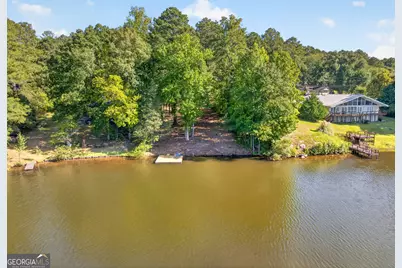 2503 Lakeshore Drive NE, Conyers, GA 30012 - Photo 9