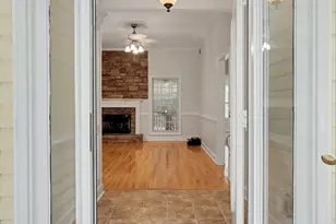 51 Creekwood Dr, Griffin, GA 30223 - Photo 9