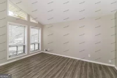 1077 Ponderosa Park Drive, Forest Park, GA 30297 - Photo 9