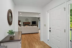 360 Darren Dr, Fayetteville, GA 30215 - Photo 7
