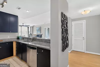 3338 Peachtree Road NE #APT 601, Atlanta, GA 30326 - Photo 9