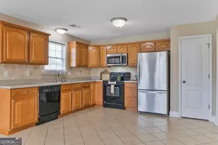 406 Sundowner Dr, Bonaire, GA 31005 - Photo 5