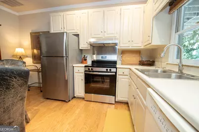 201 Robinson Road #C, Peachtree City, GA 30269 - Photo 7