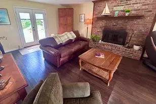 200 Hedgewood Ct, Peachtree City, GA 30269 - Photo 9