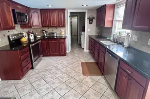 200 Hedgewood Ct, Peachtree City, GA 30269 - Photo 11