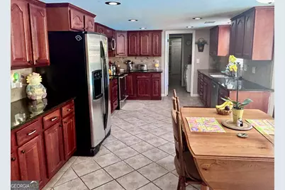 200 Hedgewood Court, Peachtree City, GA 30269 - Photo 11