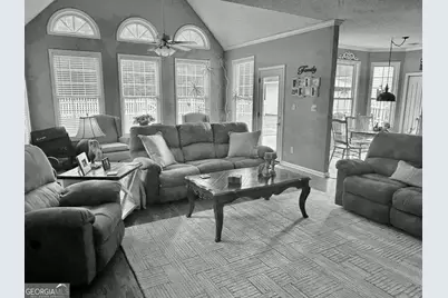 115 Leesburg Plantation Drive, Sharpsburg, GA 30277 - Photo 11