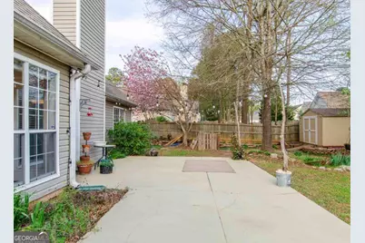 153 Kingsbrook Circle, Newnan, GA 30265 - Photo 11